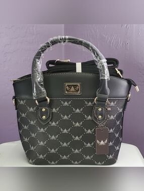 Wendy Keen Black Satchel